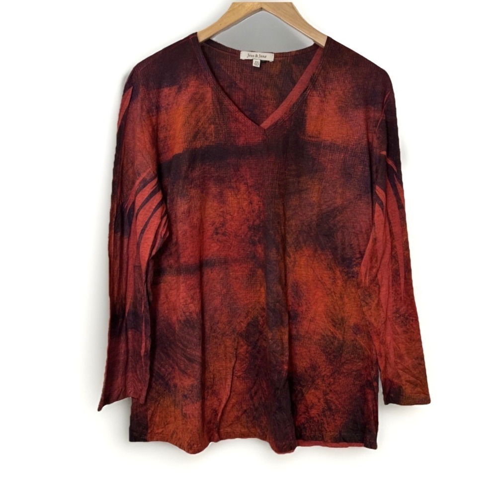 Jess & Jane T-Shirt Women XL Red Abstract V-Neck Long Sleeve Crinkle Knit Top